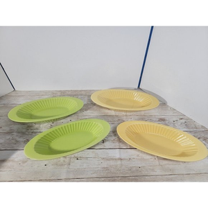 Set of 4 Ice Cream Sundae Dishes Banana Boat 9.5" Green‎ Yellow Serving Trisa